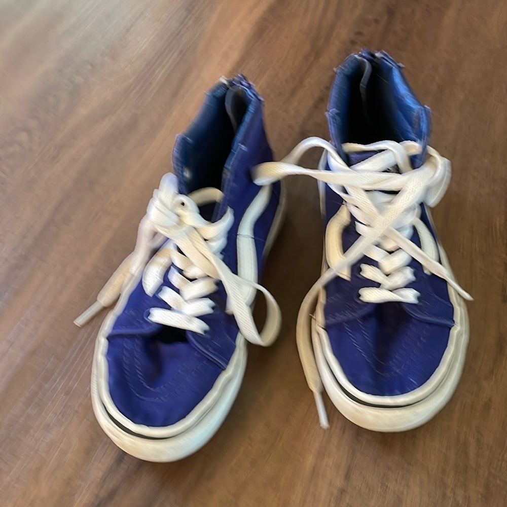 Vans Off The Wall Vans high Top Sneakers Kids Size  1. 0